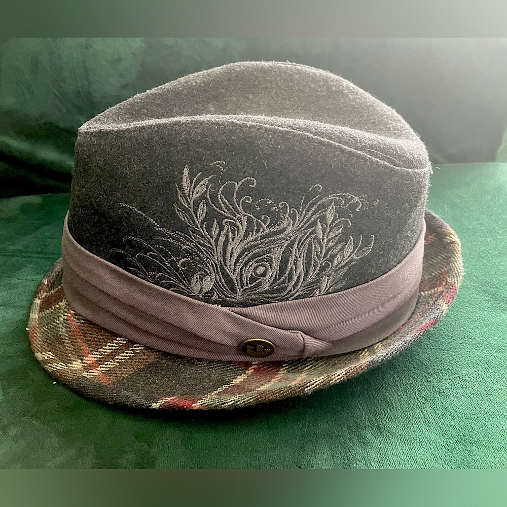 Goorin Bros Trilby with plaid rim and embroidered detail